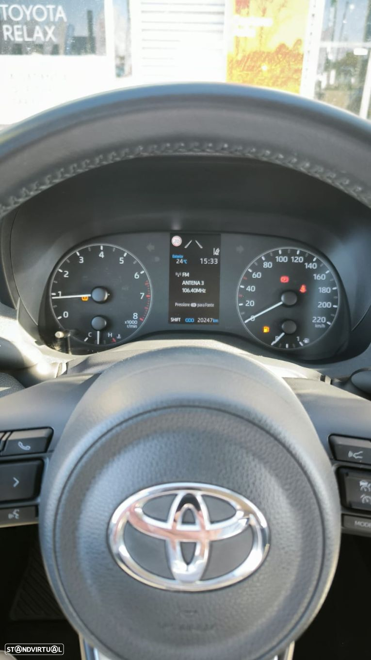 Toyota Yaris - 13
