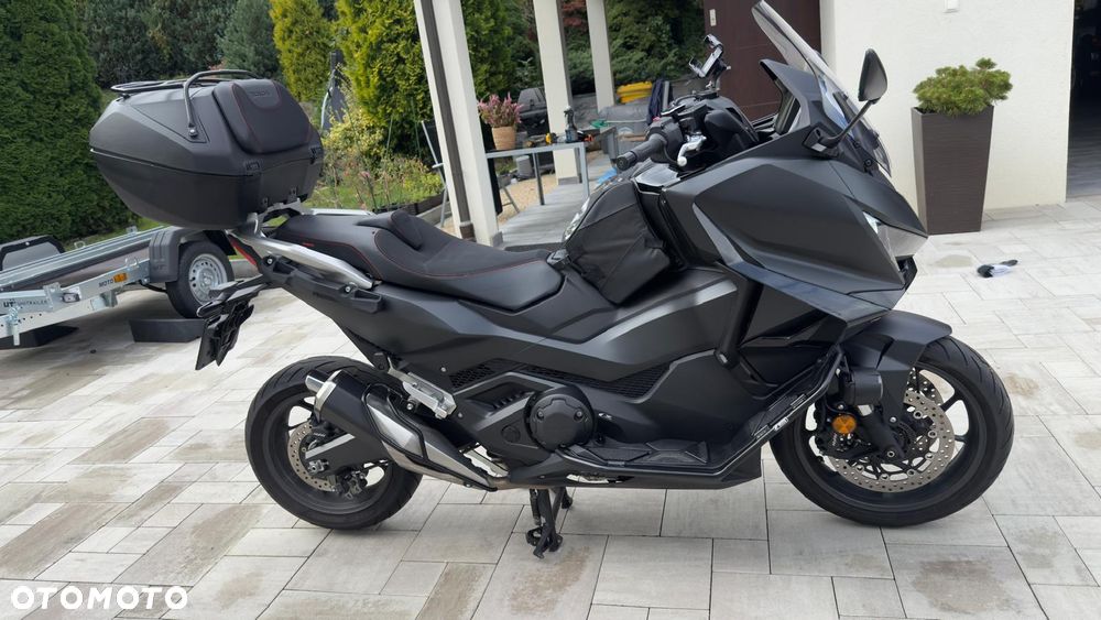 Honda NSS - 5