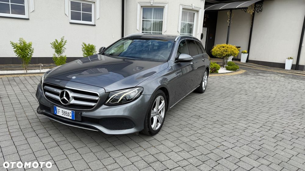 Mercedes-Benz Klasa E 220 d 4Matic 9G-TRONIC - 18