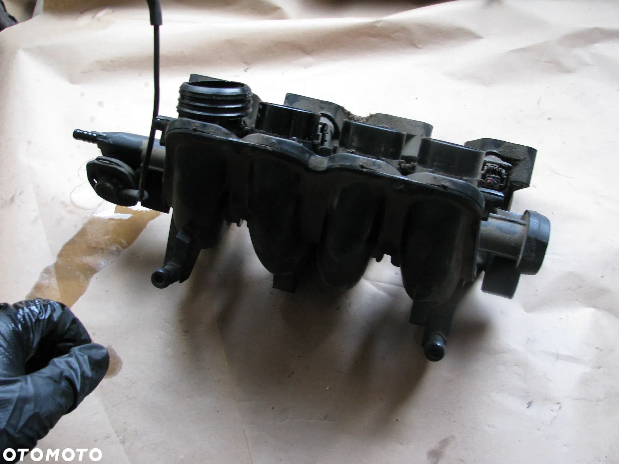 KOLEKTOR SSĄCY LISTWA WTRYSKOWA AUDI A3 8L LIFFT 1.6 06A133206S - 1