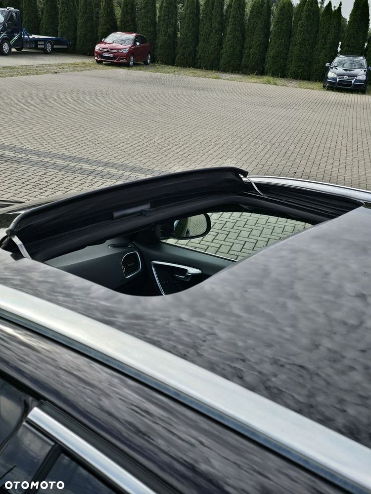 Volvo V60 - 36