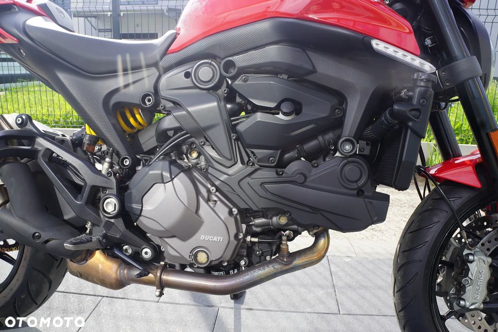 Ducati Monster - 10