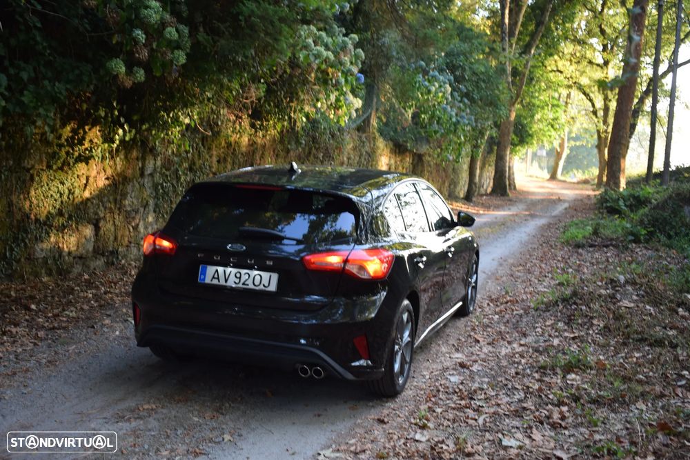 Ford Focus 1.5 TDCi ST-Line - 42