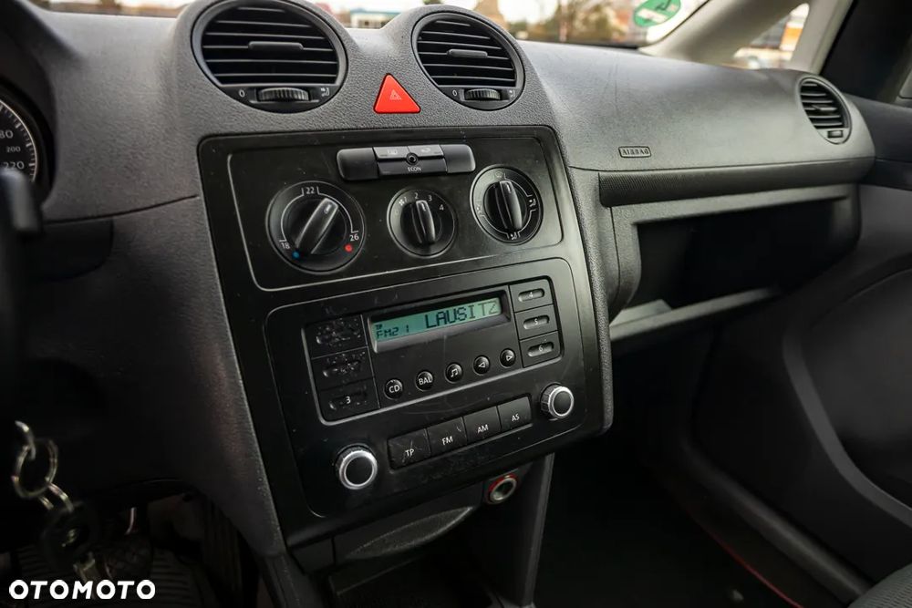 Volkswagen Caddy Life - 25