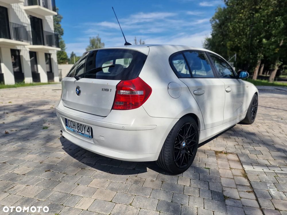 BMW Seria 1 116i - 5