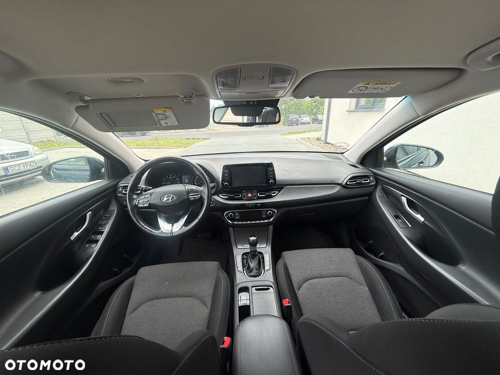 Hyundai i30 1.0 T-GDI Classic + DCT - 16