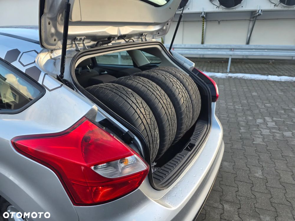 Ford Focus 1.6 TItanium - 12