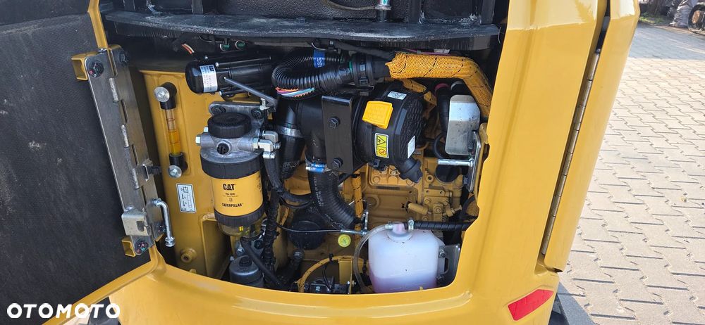 Caterpillar <<CAT 301.6, 2023r, 530MTG!, 1900kg, jazda w joystiku!z Niemiec!2 łyżki>> - 8