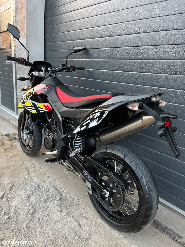 Aprilia SX - 4