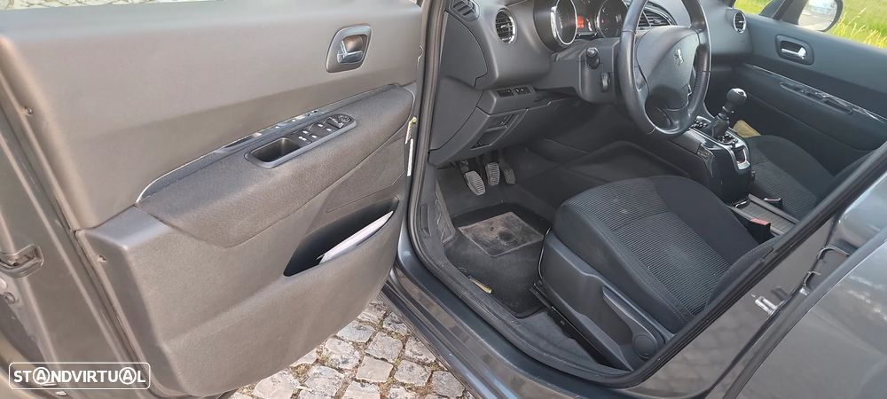 Peugeot 5008 1.6 HDi Executive - 6