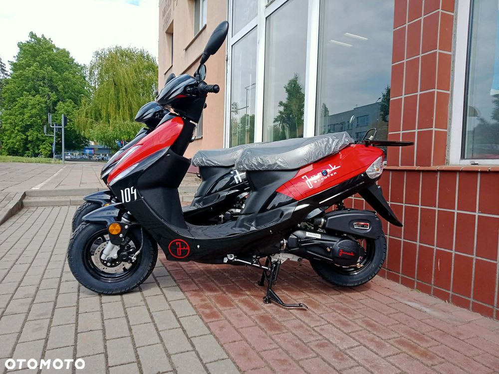 Junak 104