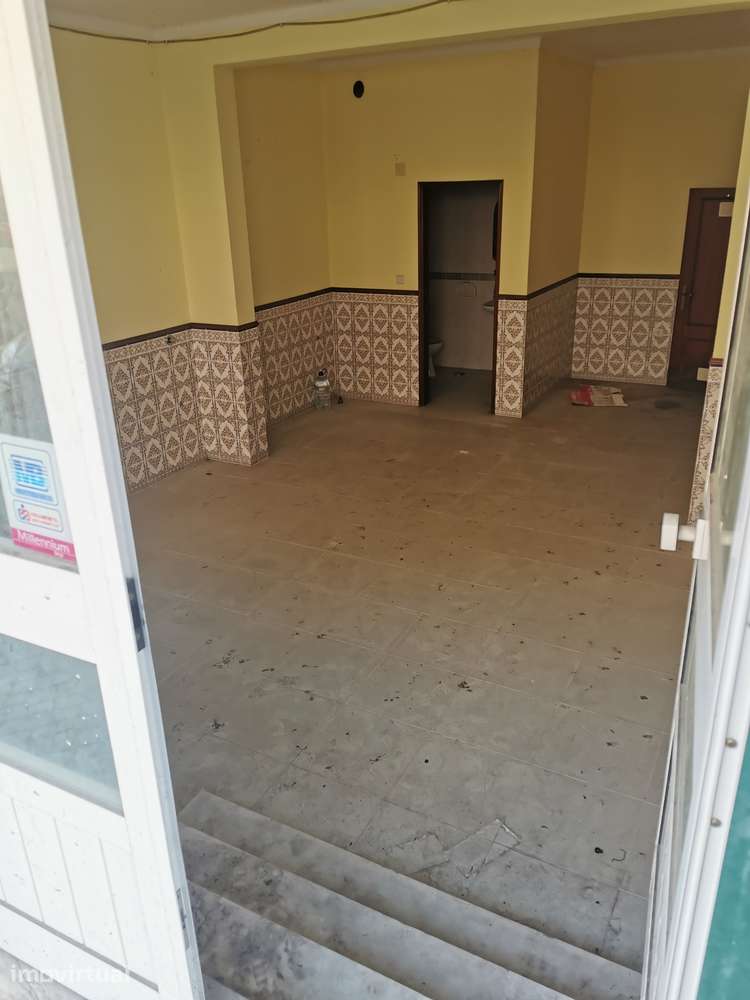 Loja no Entroncamento para Arrendar - Grande imagem: 4/7