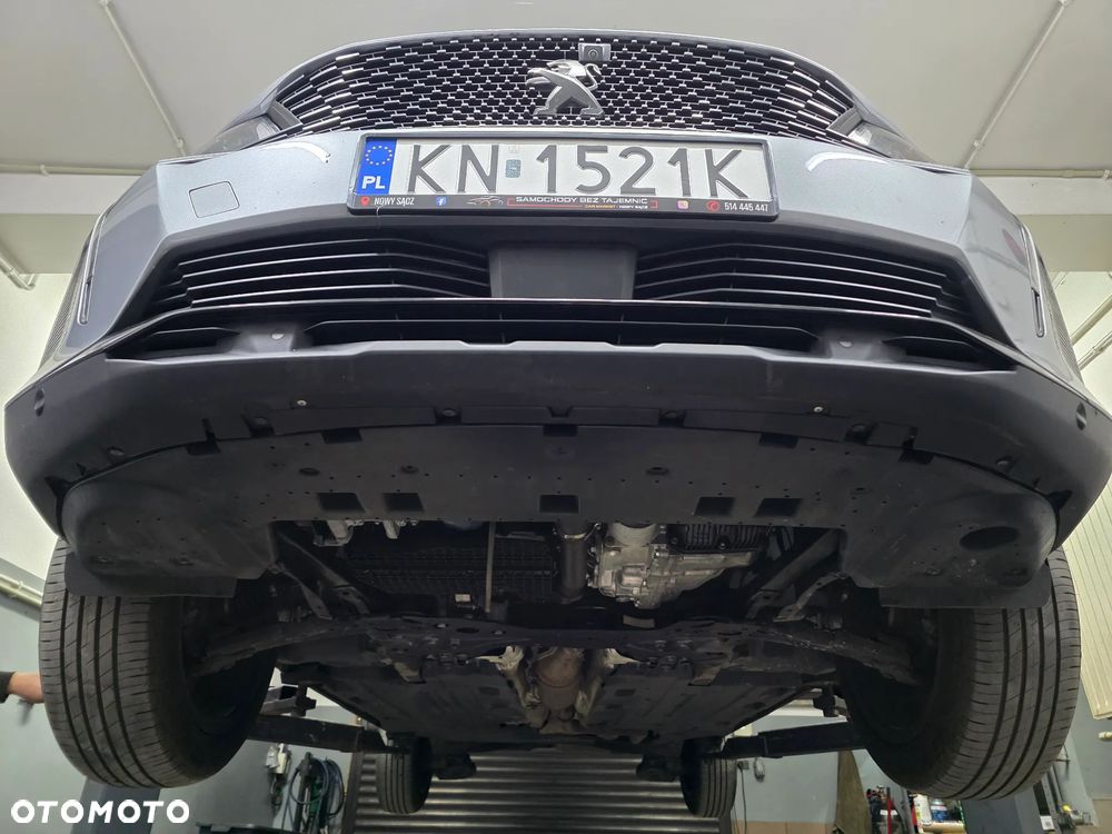 Peugeot 5008 2.0 BlueHDI GT S&S EAT8 - 28