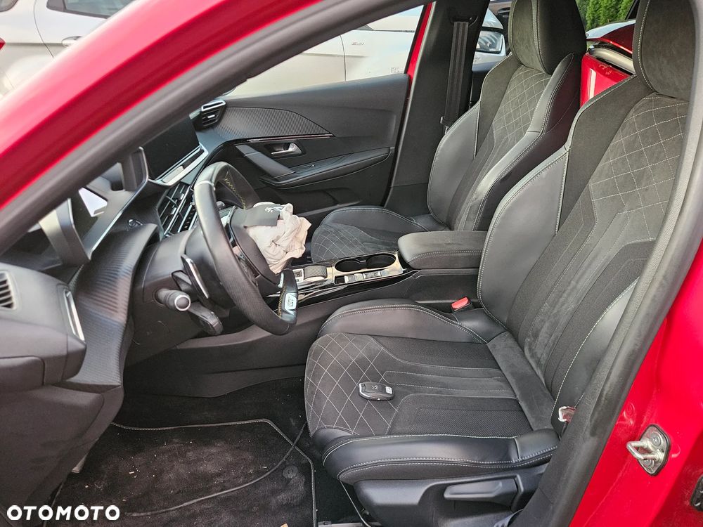 Peugeot 208 1.2 PureTech Allure S&S EAT8 - 8