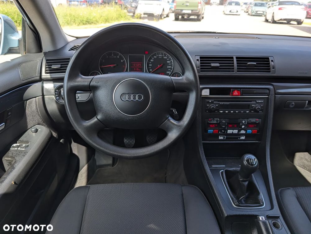 Audi A4 Avant 1.8T - 27