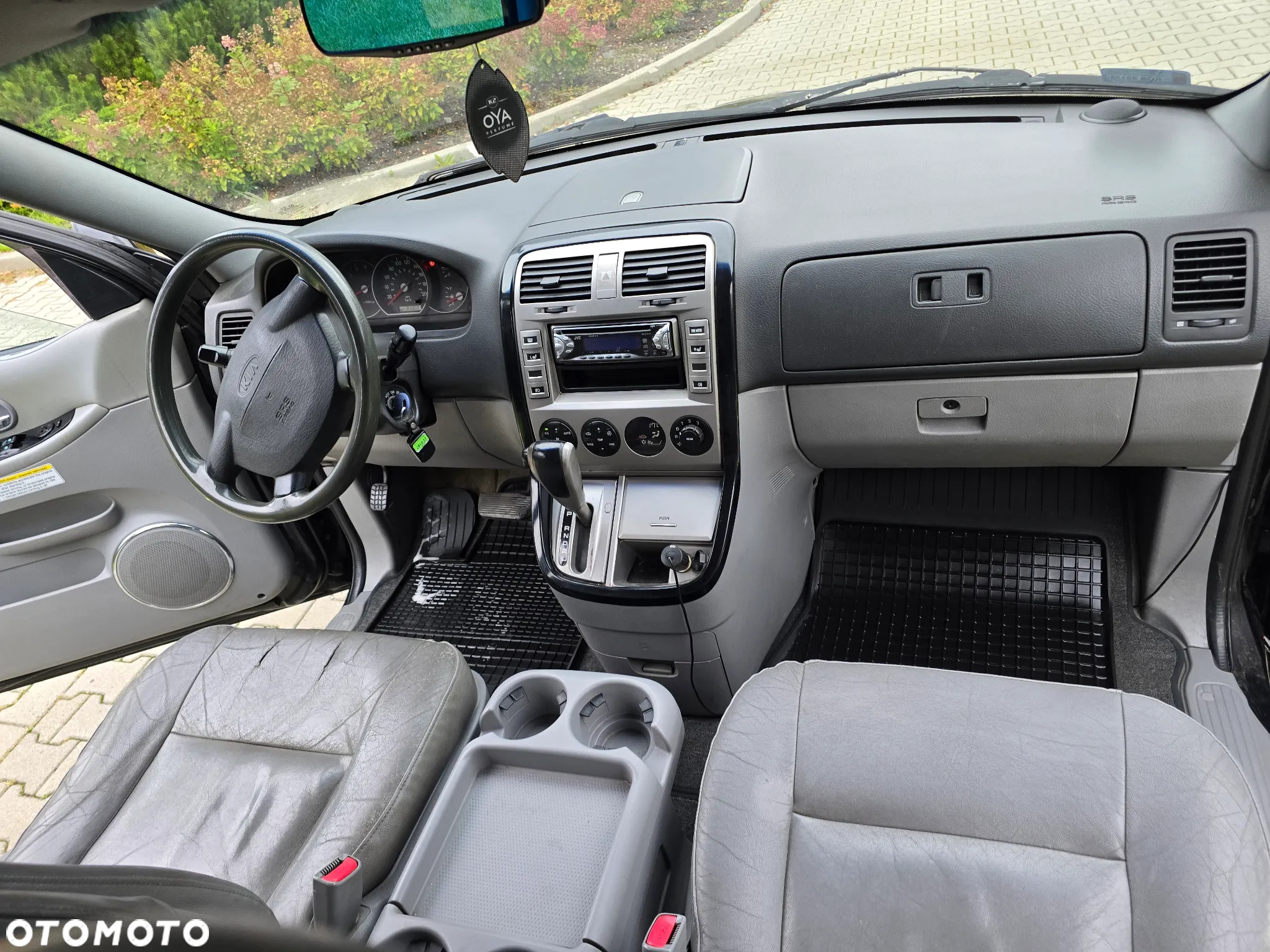 Kia Carnival CRDi LX - 11