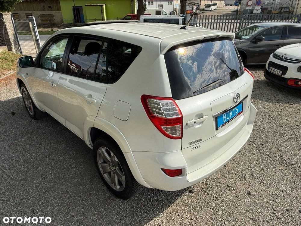 Toyota RAV4 2.2 D-4D 4x4 Automatik Executive - 30