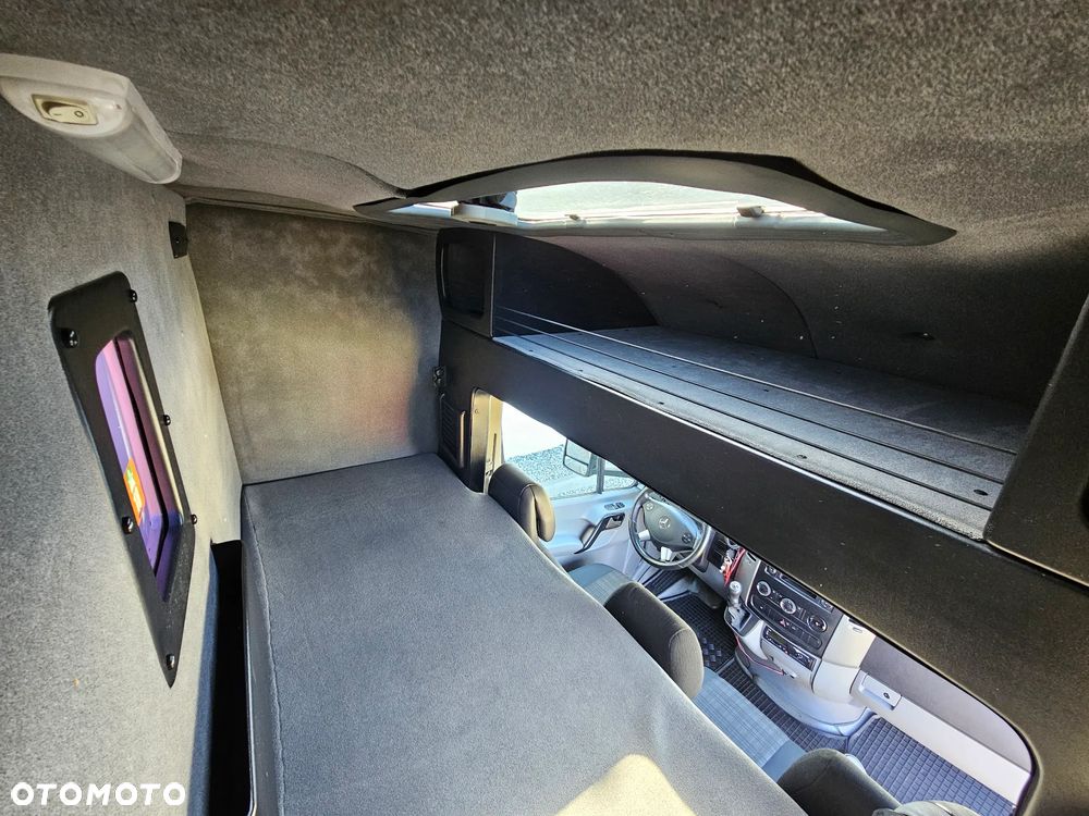 Mercedes-Benz Sprinter 319 CDI 7G-Tronic - 28