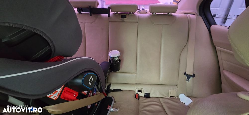 BMW Seria 3 320d xDrive Modern Line - 9