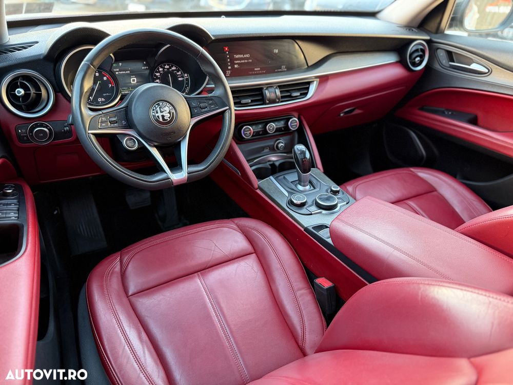 Alfa Romeo Stelvio ver-2-0-turbo-awd-at8-ti - 4