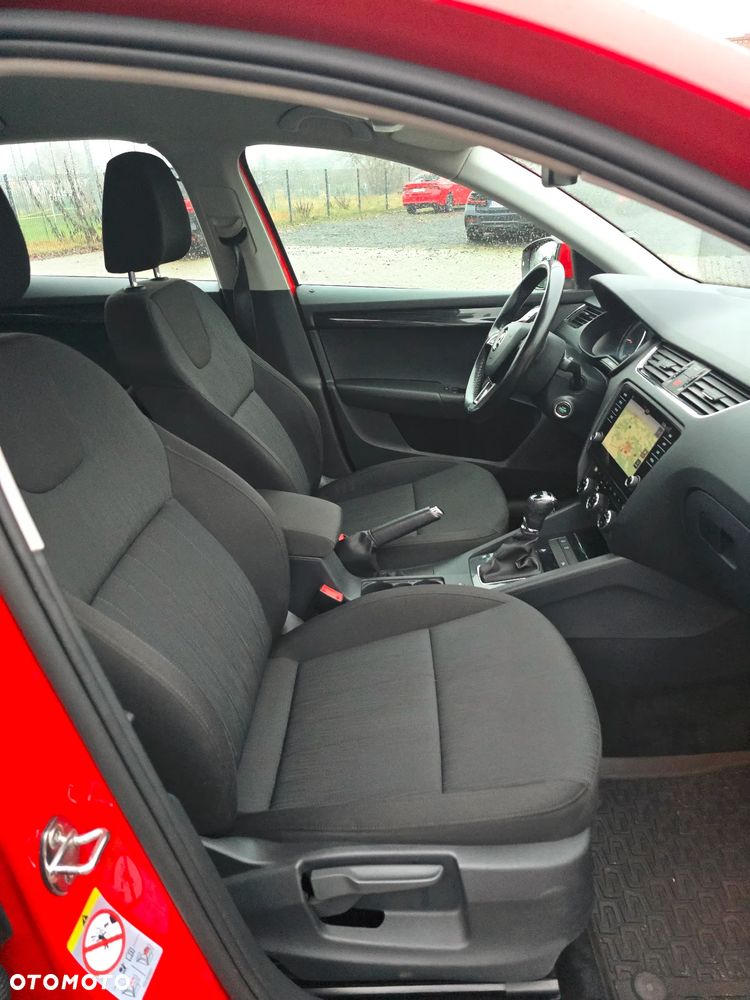 Skoda Octavia 2.0 TDI SCR Style DSG - 11