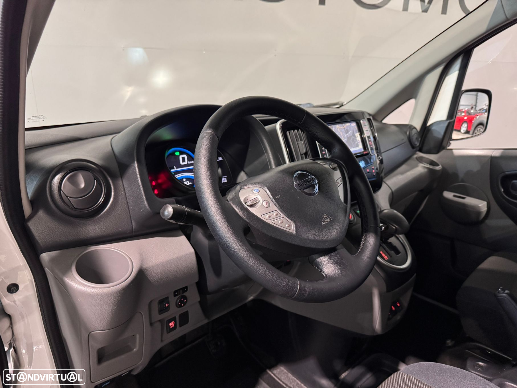 Nissan E-NV200 5p Premium Grelha - 35