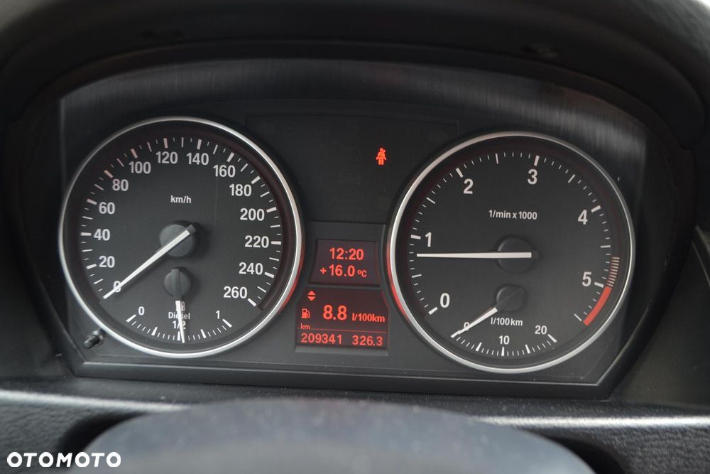BMW X1 xDrive18d xLine - 19