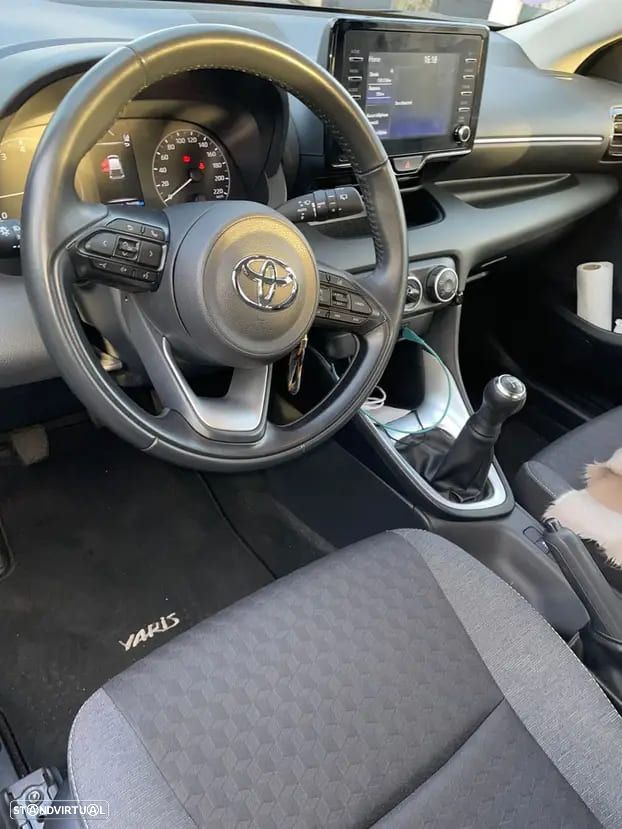 Toyota Yaris 1.0 VVT-i Comfort Plus - 8