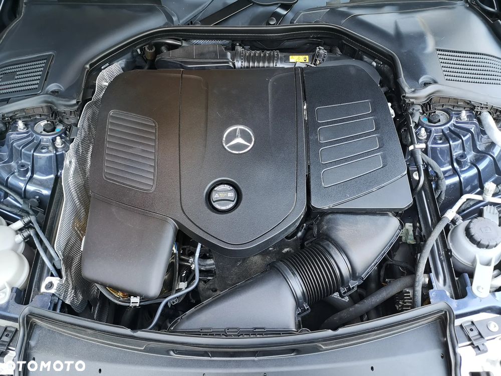 Mercedes-Benz Klasa C 300 de PHEV AMG - 30