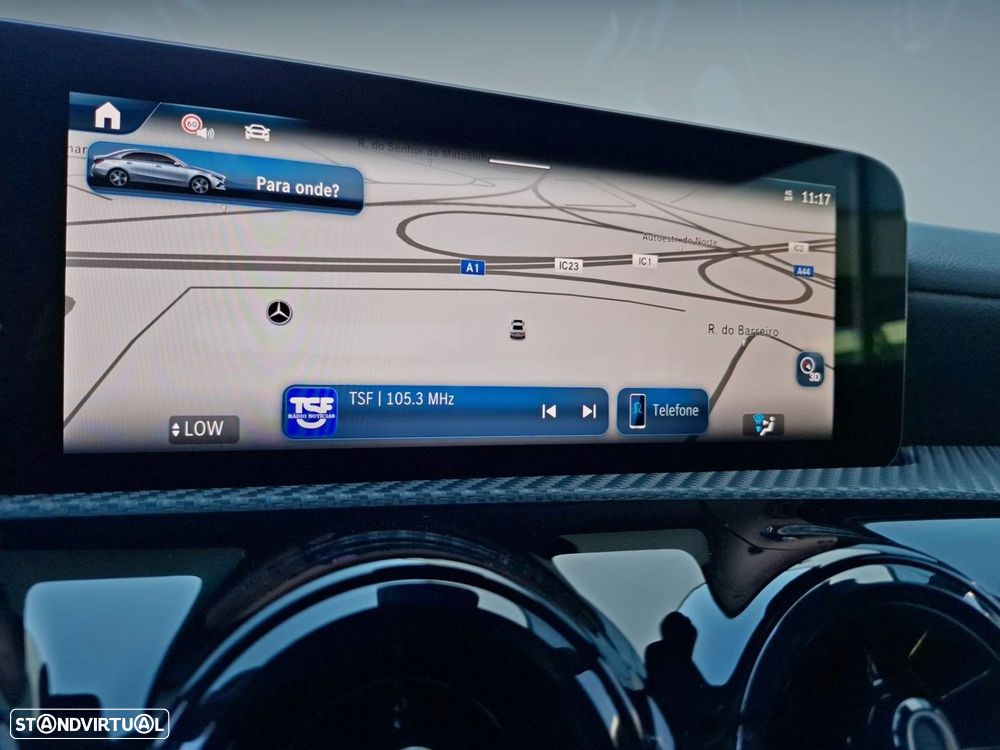 Mercedes-Benz a-250-limousine e - 25
