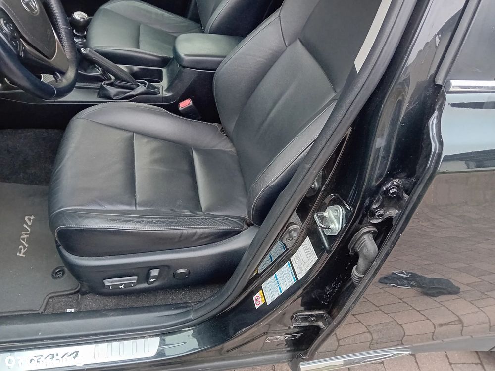 Toyota RAV4 2.0 D-4D 4x4 Edition S - 19