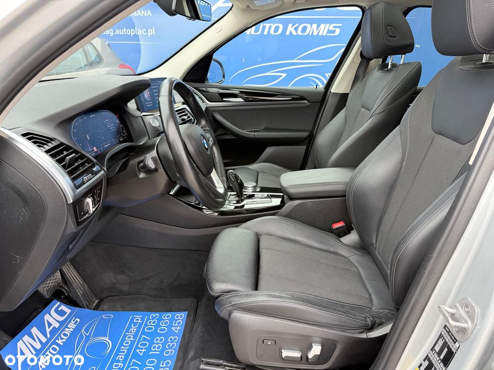 BMW X3 xDrive30e - 16