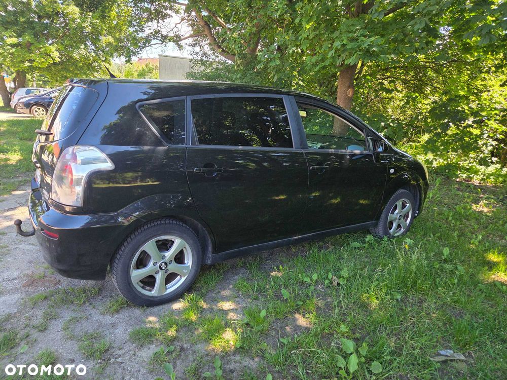 Toyota Verso - 3