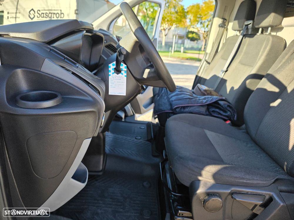 Ford Transit Custom 2.2 TDCI 270 L1 - 12