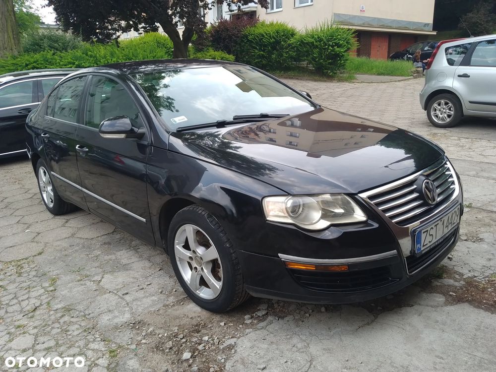 Volkswagen Passat 1.9 TDI Comfortline - 2