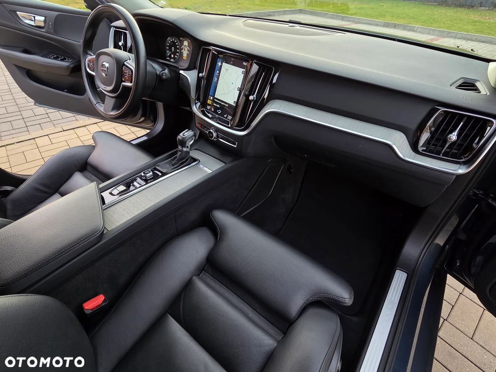 Volvo V60 D4 AWD Inscription - 22