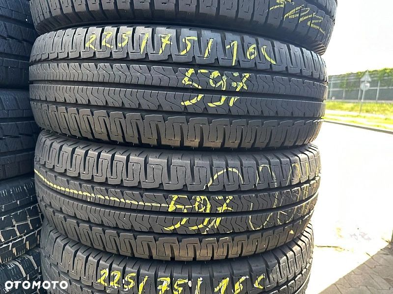 225/75/16C Michelin Agilis Campin_7,5mm_4szt_(597) - 4