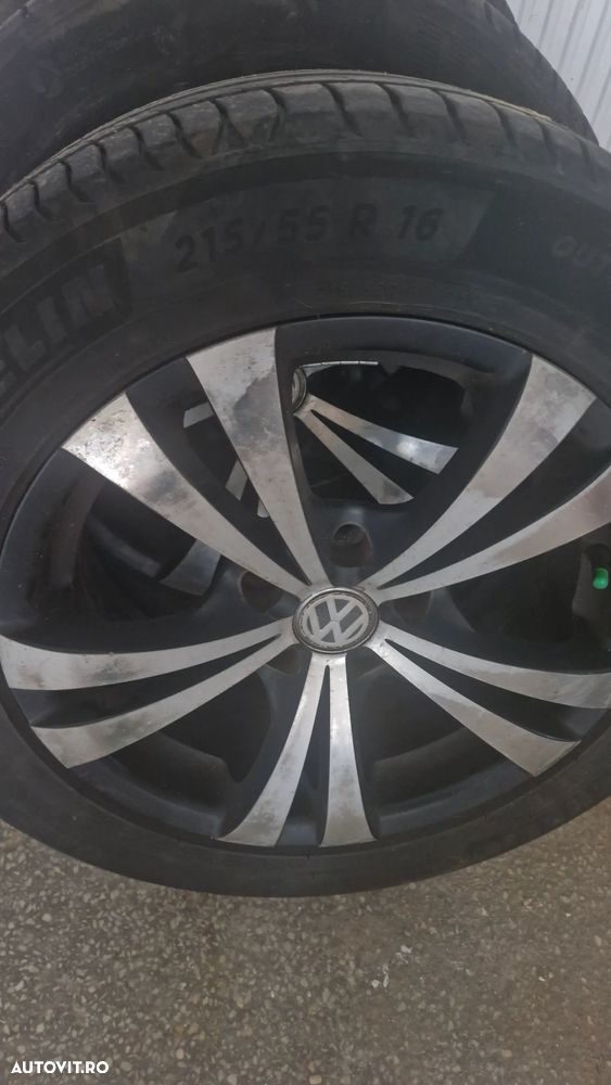 Volkswagen Passat 2.0 TDI BlueMotion Technology DPF Comfortline - 16