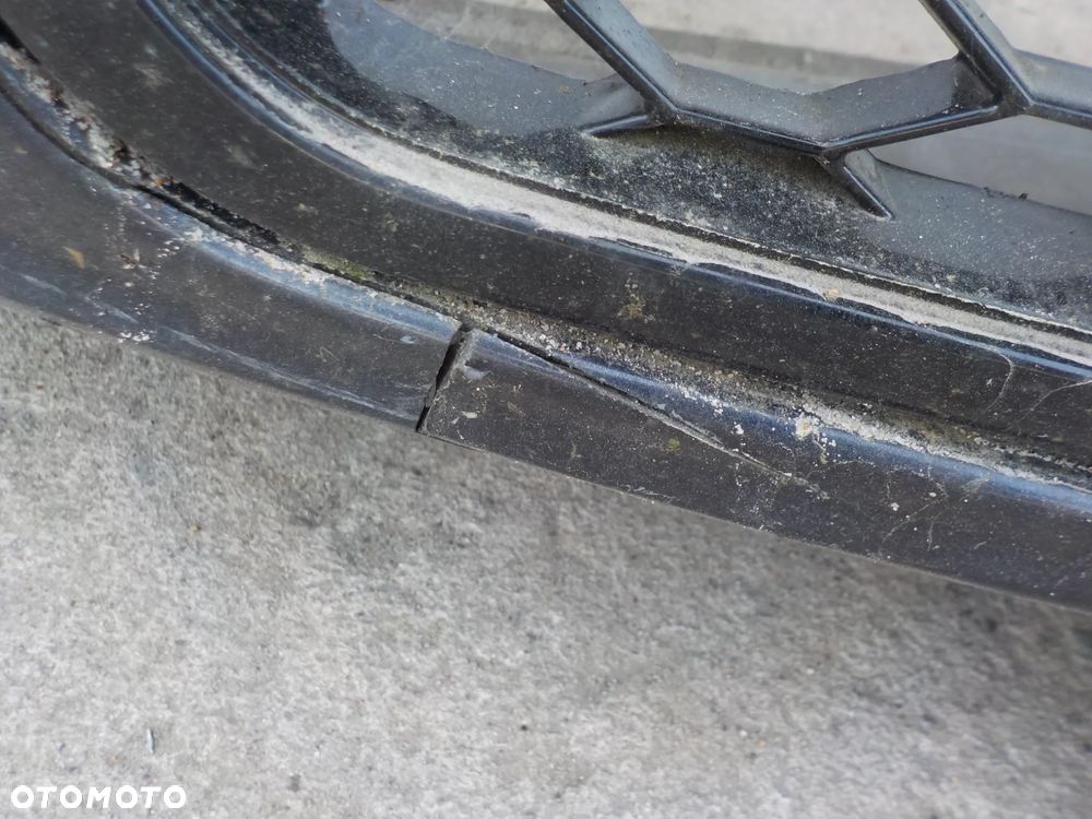 AUDI A6 C6 ZDERZAK PRZÓD SPRYSKI POD PDC LZ7Q - 7