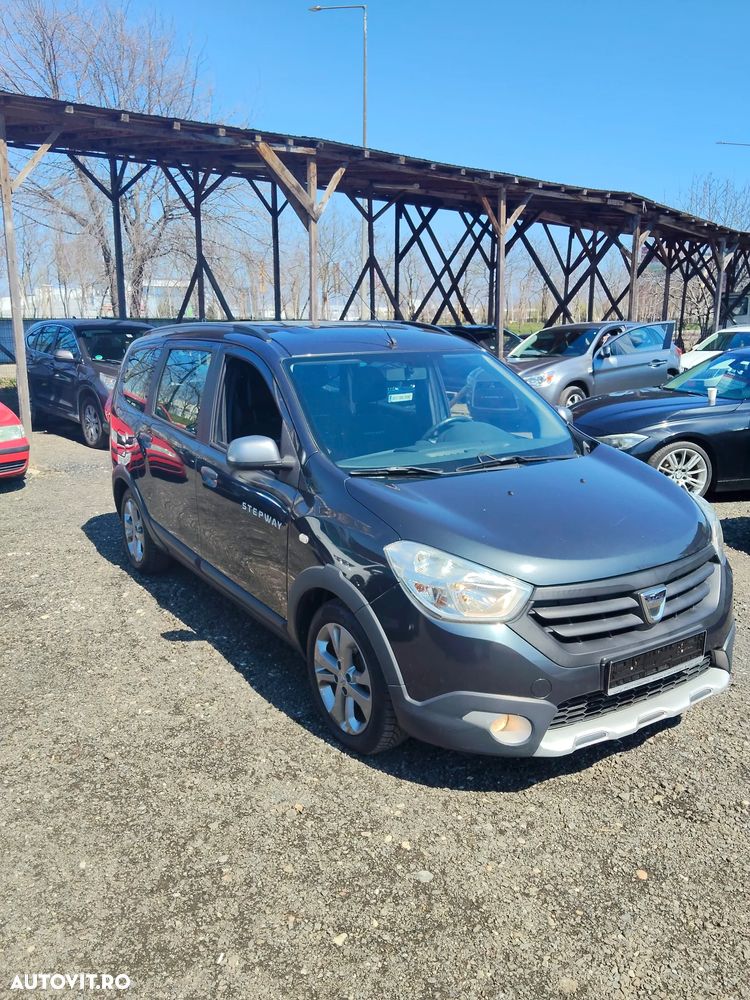 Dacia Lodgy 1.5 dCi 109 CP Stepway - 3