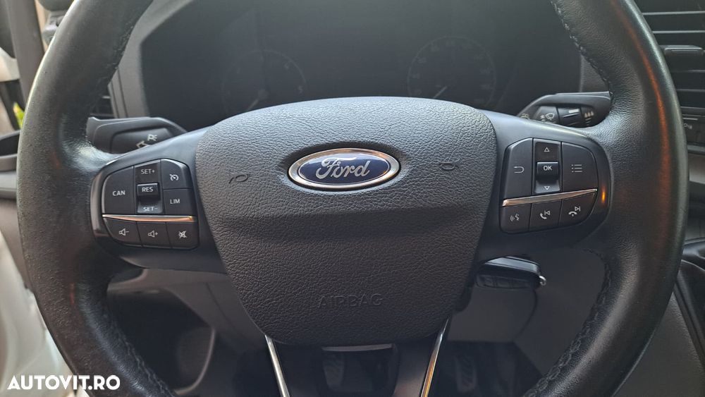 Ford CUSTOM VAN TREND L1H1 FWD - 32