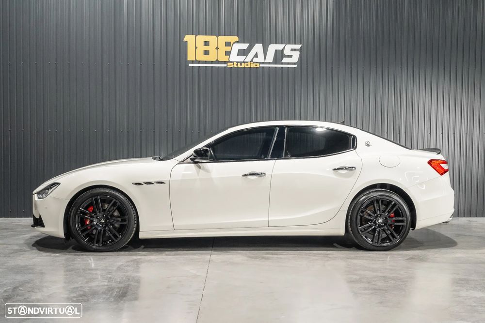Maserati Ghibli 3.0 V6 - 27
