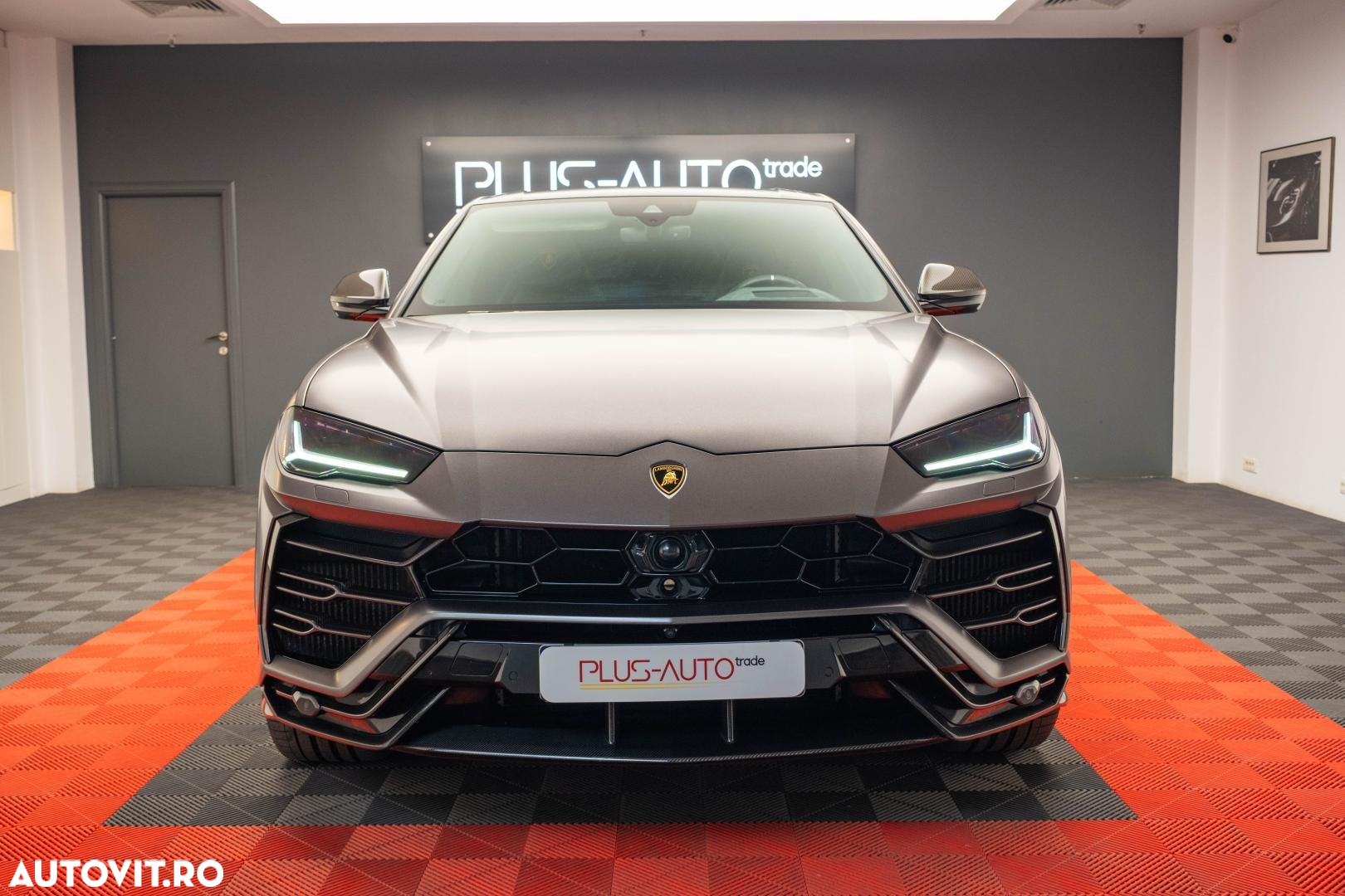 Lamborghini URUS - 2