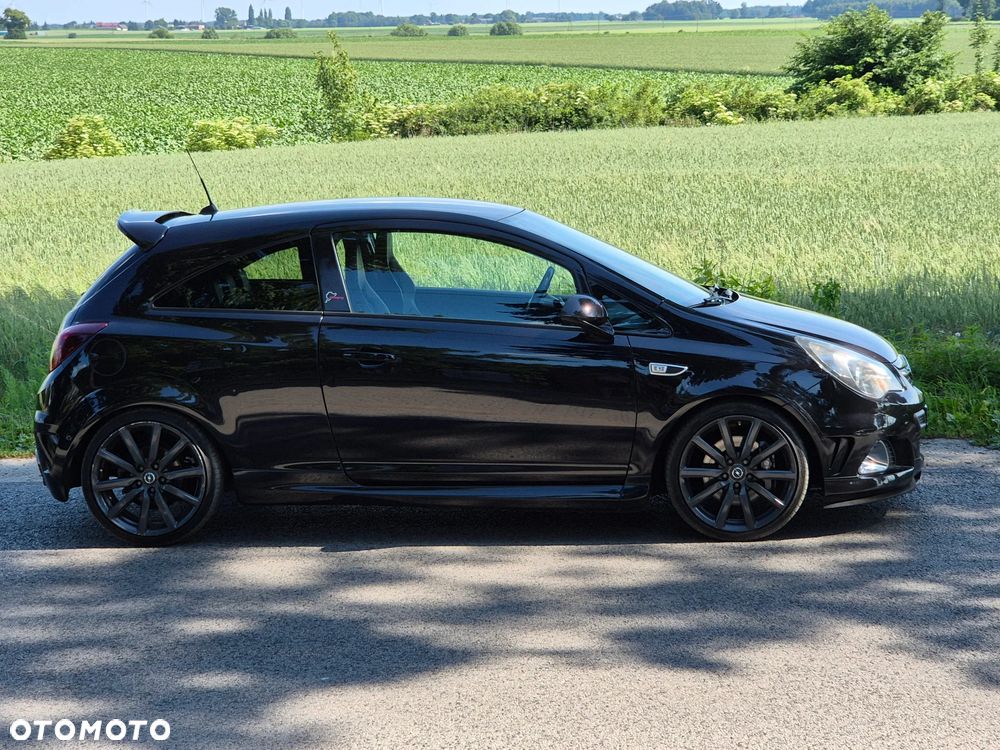 Opel Corsa 1.6 T OPC - 15
