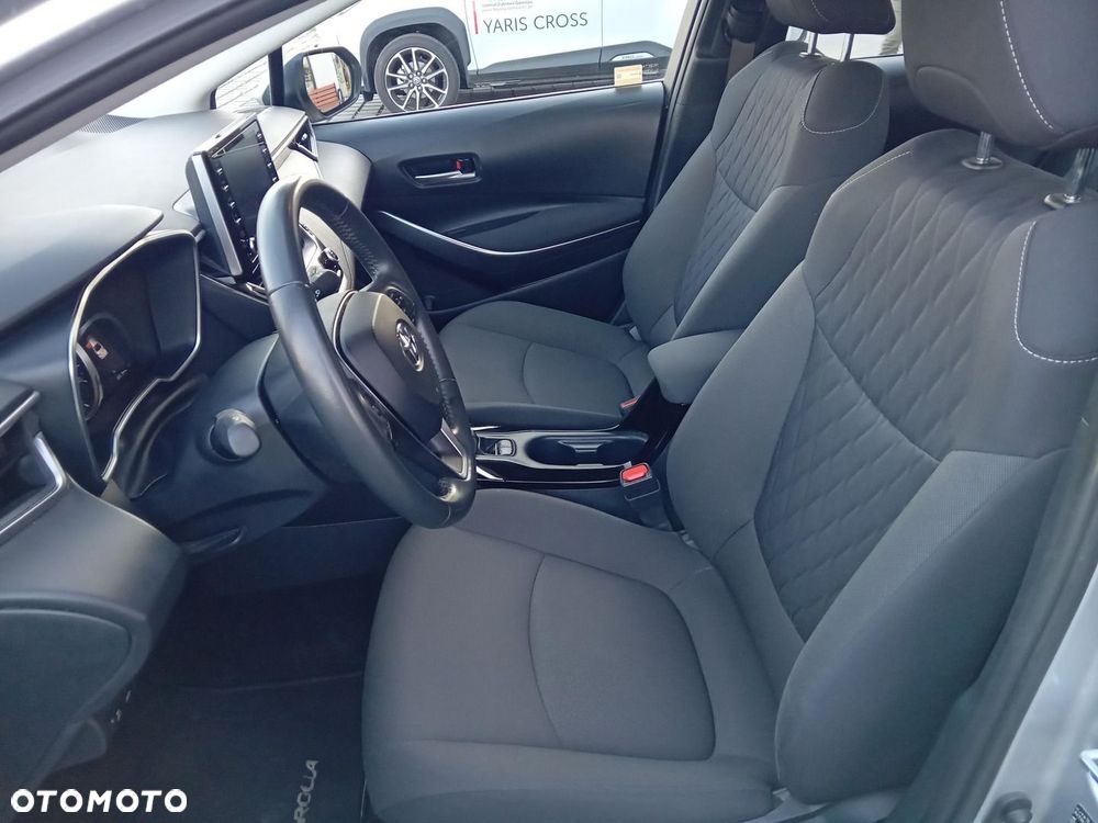 Toyota Corolla - 16