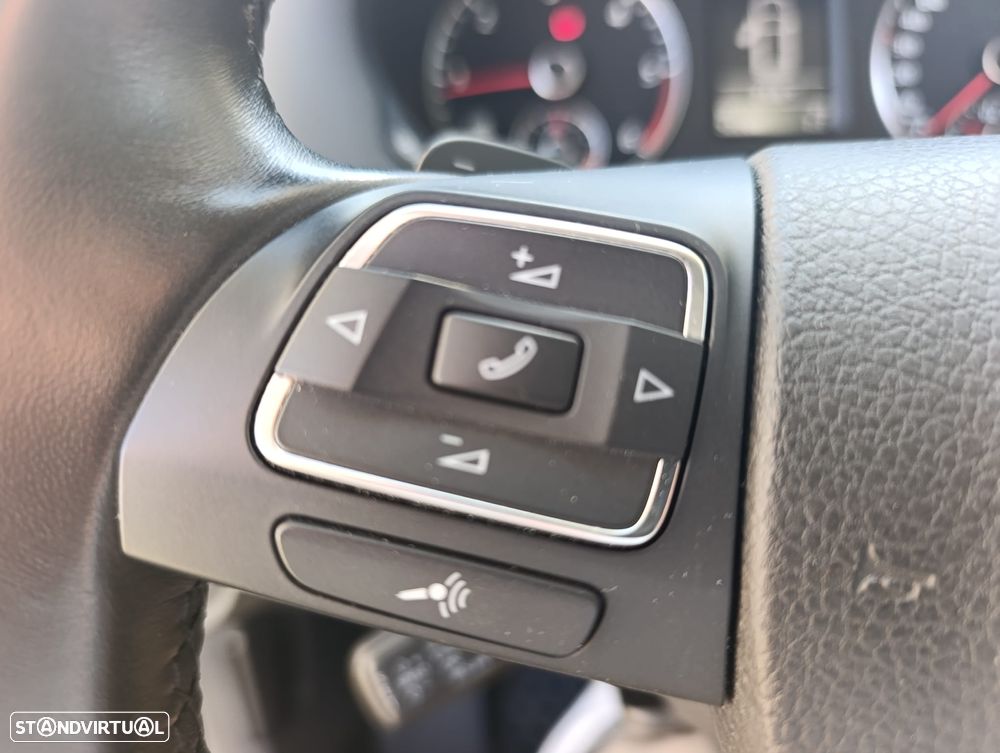 VW Sharan 2.0 TDI Confortline DSG - 12