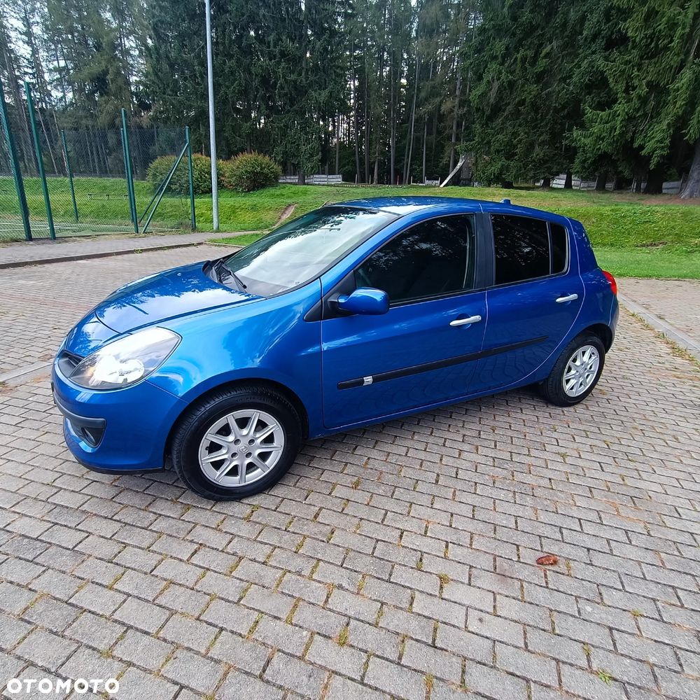 Renault Clio 1.6 16V Exception - 10