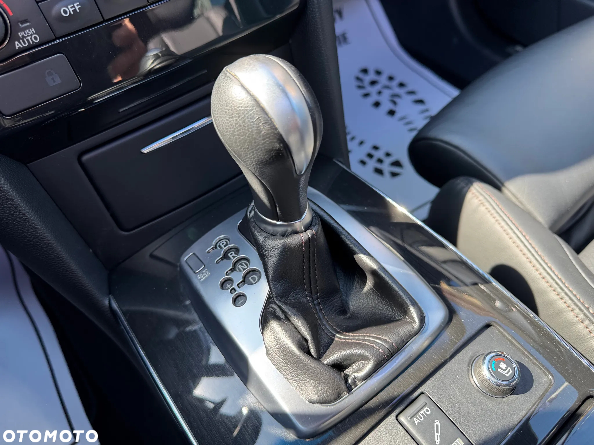 Infiniti FX FX30d AWD S - 25