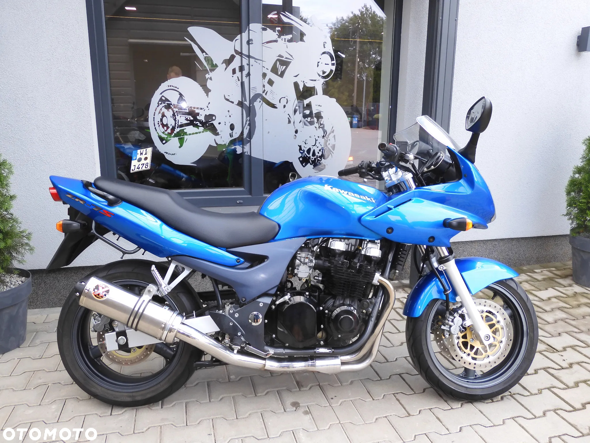 Kawasaki ZR - 6