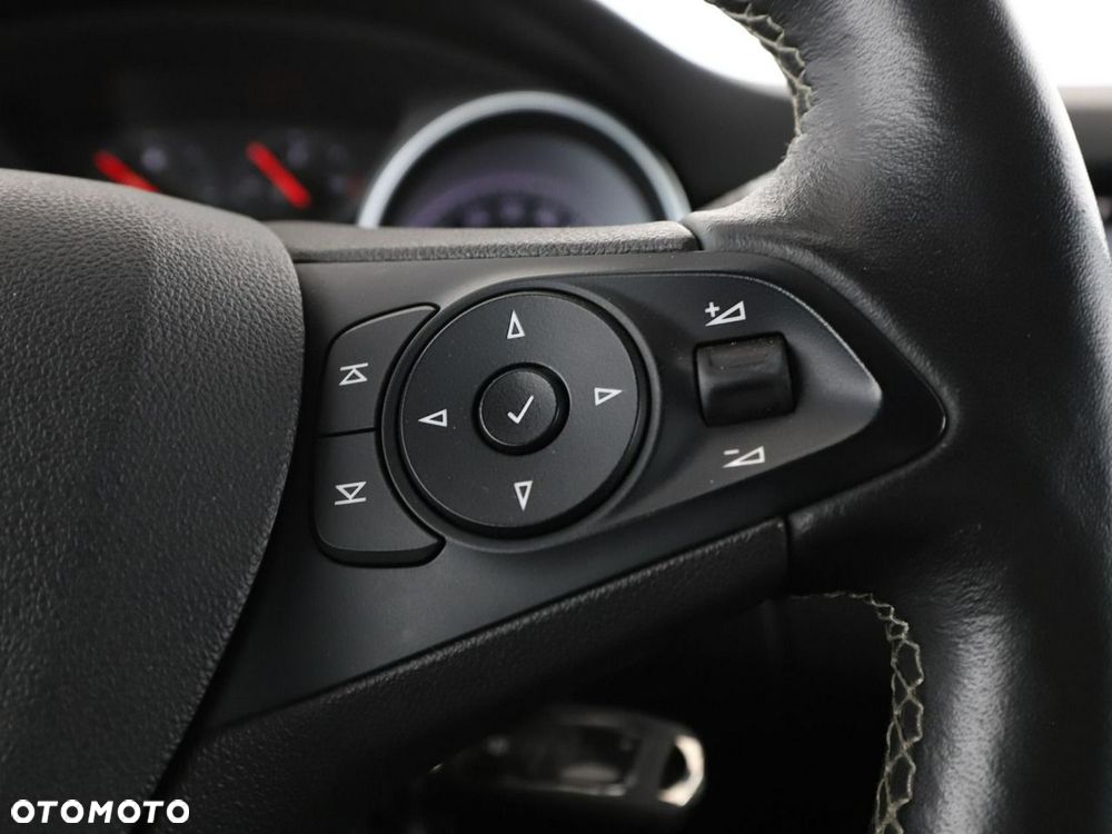 Opel Astra 1.4 T Dynamic - 32